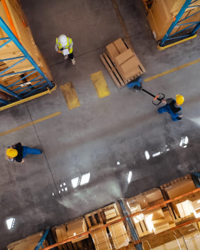 7 Reasons Why Manufacturers Are Adopting Augmented Reality For Warehouse Picking