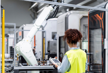 Smart Manufacturing: Transformative Connected Factory Solution