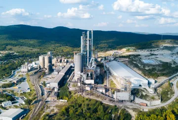 digitally-revolutionizing-the-landscape-of-cement-production-thumb.jpg