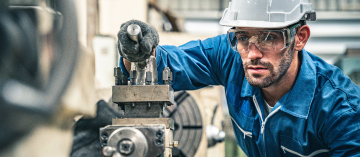 combating-the-covid-19-crisis-with-automation-in-the-manufacturing-world.jpg