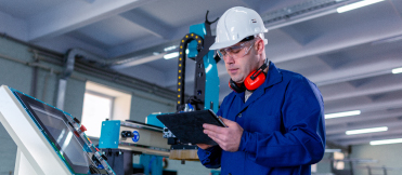 Utilizing IoT, AR and AI to improve customer experience with fewer technicians a